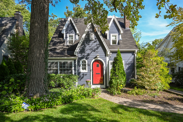 Glen Ellyn home exterior